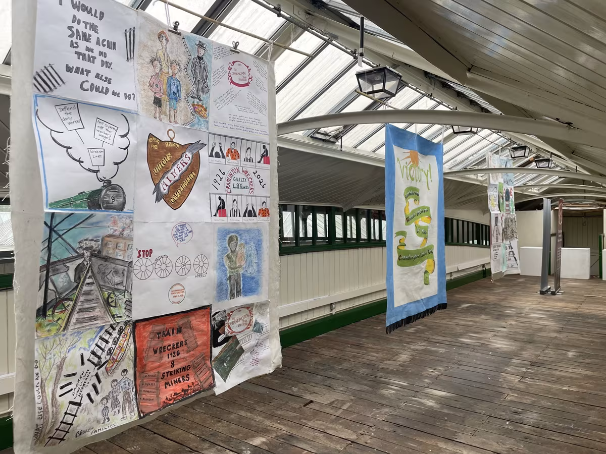 Metro art project commemorates the 1926 General Strike